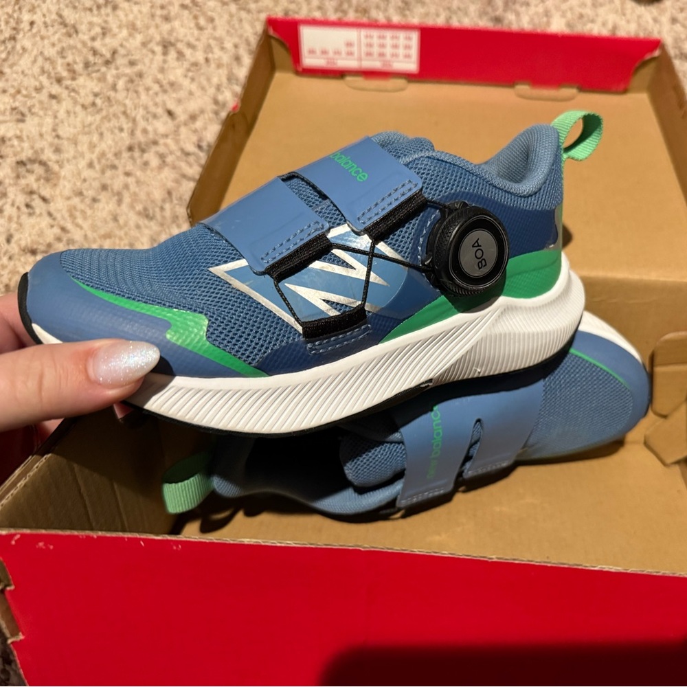 New Balance Kids Sneakers in Blue and Green